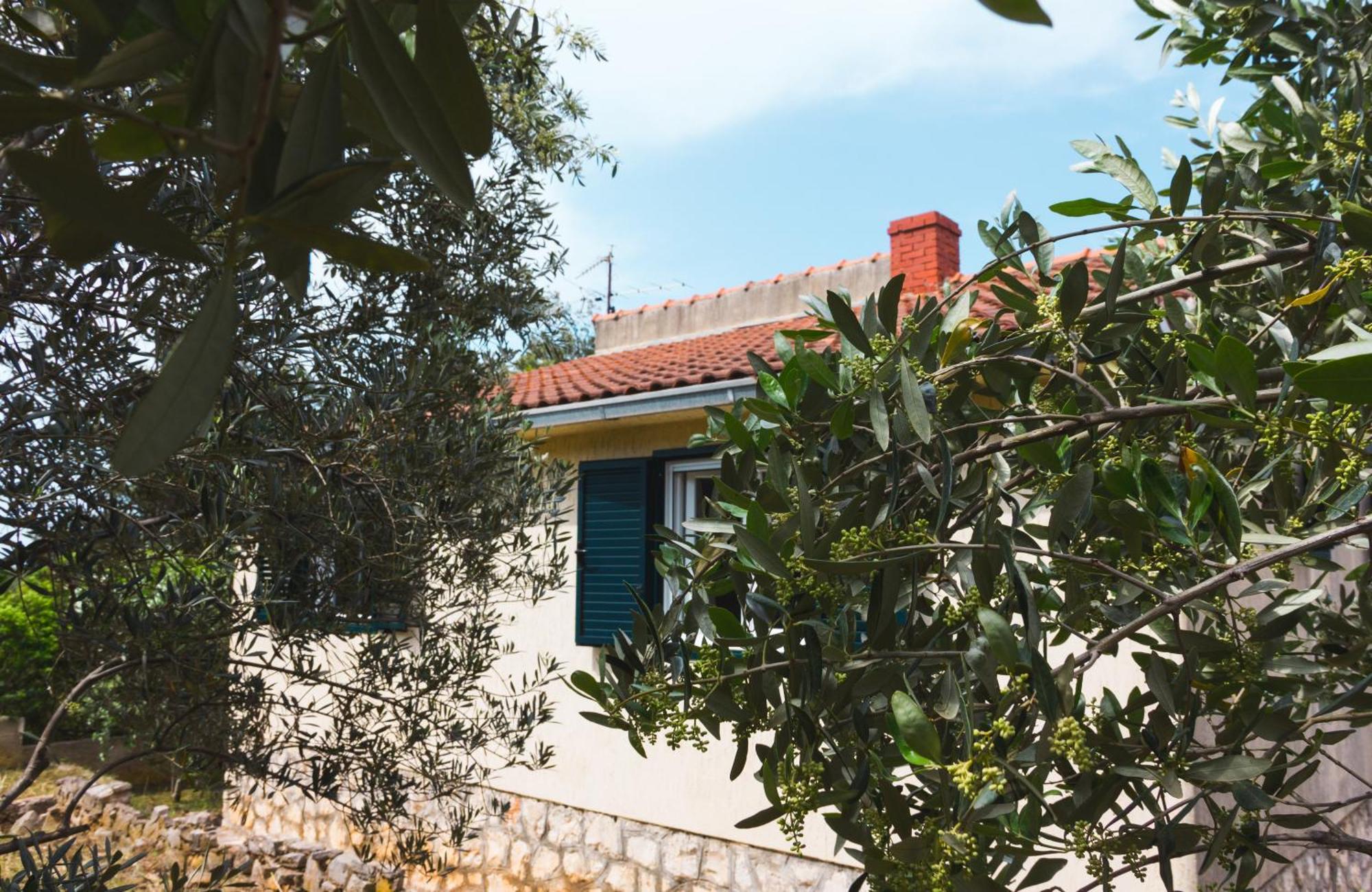 Holiday Home Laurea Supetar Bagian luar foto